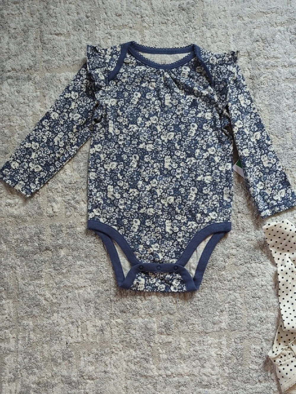 NWT Gap Two-Pack Long-Sleeve Floral & Polka Dot  Bodysuits Size 18-24 Months